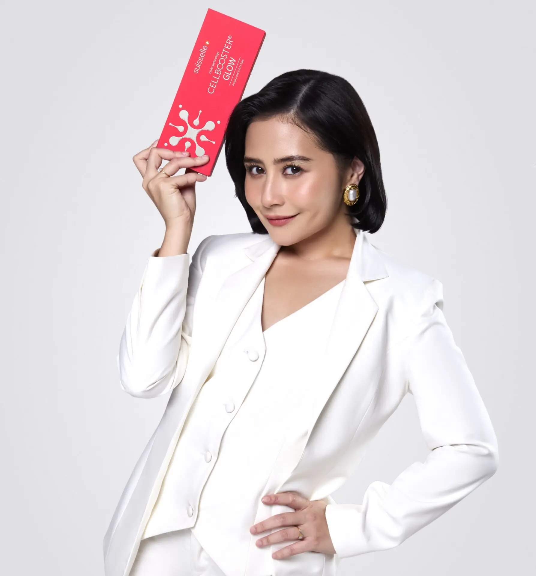 umur prilly latuconsina